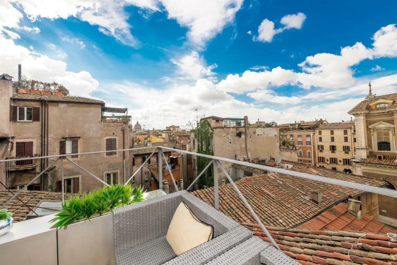 Two Bedrooms Apartment With Solarium With View On San Peter Church And Sant'Angelo Castle روما المظهر الخارجي الصورة