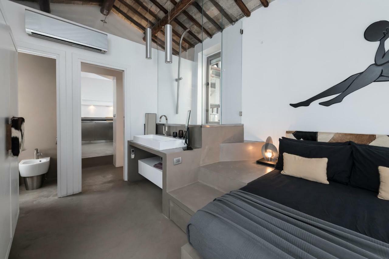 Two Bedrooms Apartment With Solarium With View On San Peter Church And Sant'Angelo Castle روما المظهر الخارجي الصورة